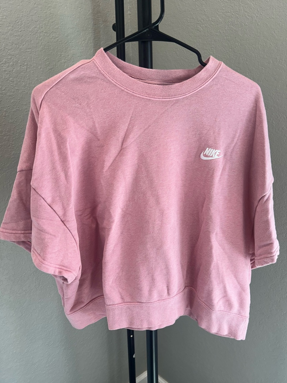 Nike Dusty Pink Short-Sleeve Crew Sweatshirt